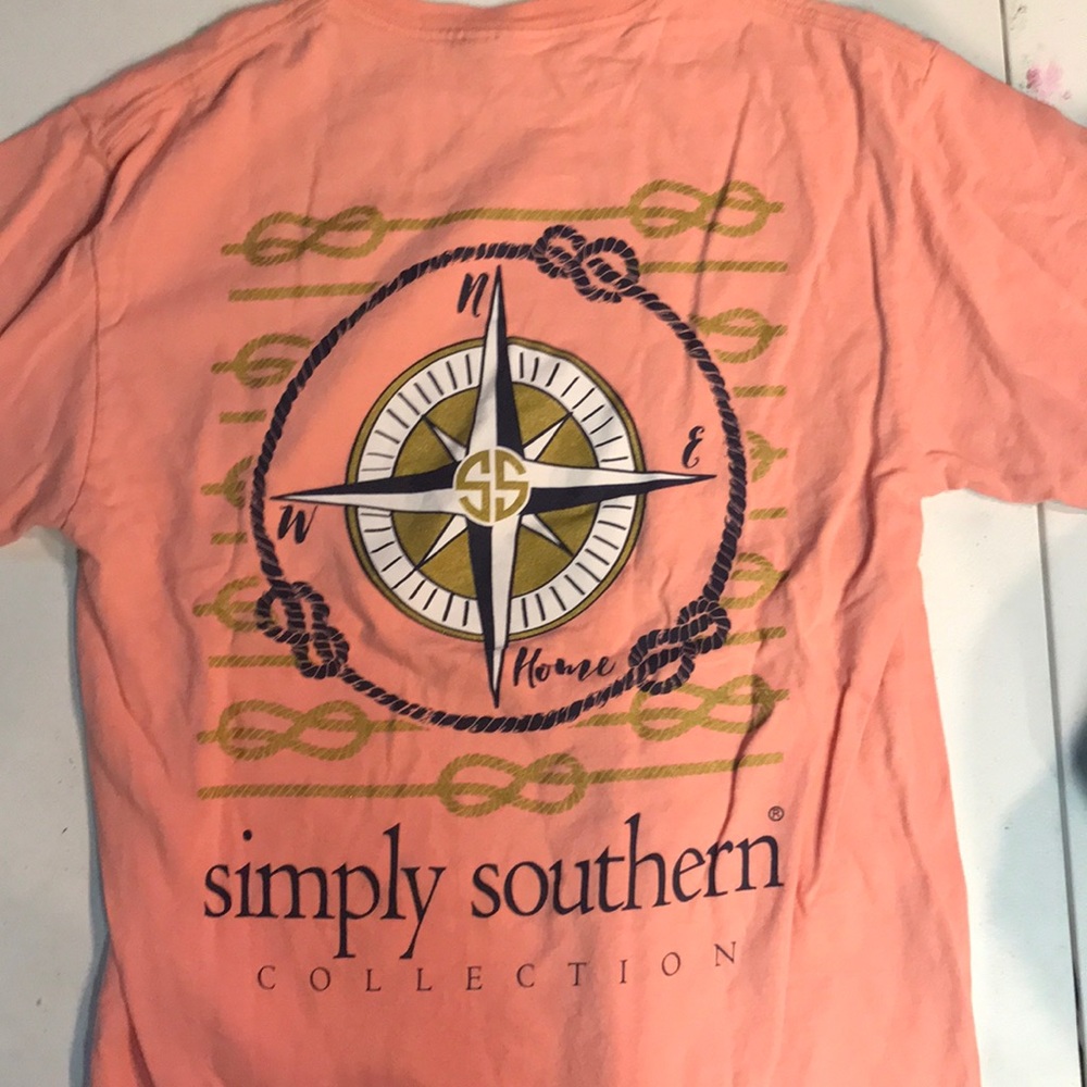 Simply southern collection T-shirt size small